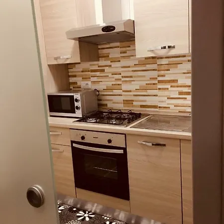 Sweet Apartment *